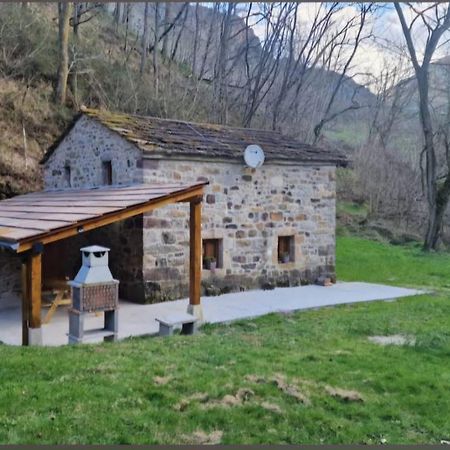 La Cabaña del Río San Roque de Ríomiera Exterior foto