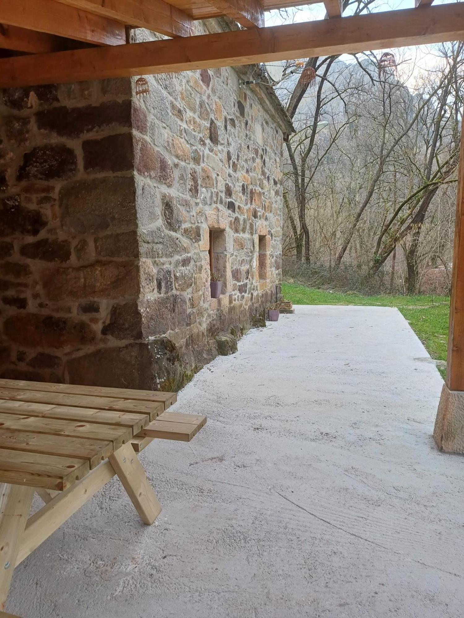 La Cabaña del Río San Roque de Ríomiera Exterior foto